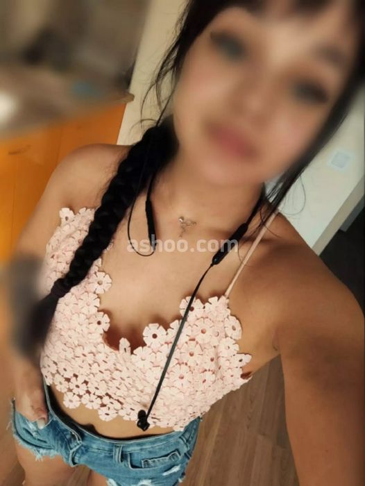 Ночные бабочки Сочи: Ваш ключ к незабываемым встречам под звездами Ночные бабочки Сочи: Ваш ключ к незабываемым встречам под звездами